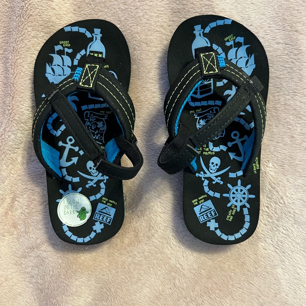 Little boys REEF flip flops